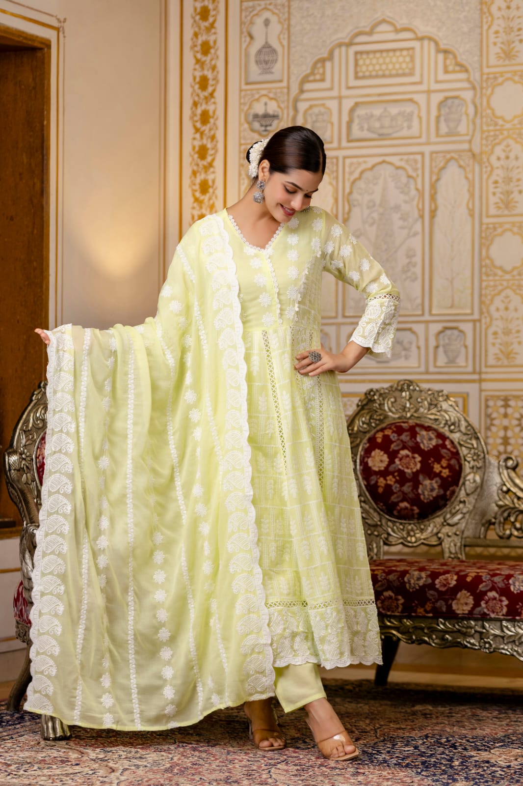 Women’s Mal Cotton Lucknowi Work Gown Set
