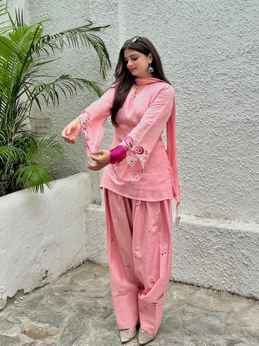 Women’s Embellished Chinon Farshi Suit Set