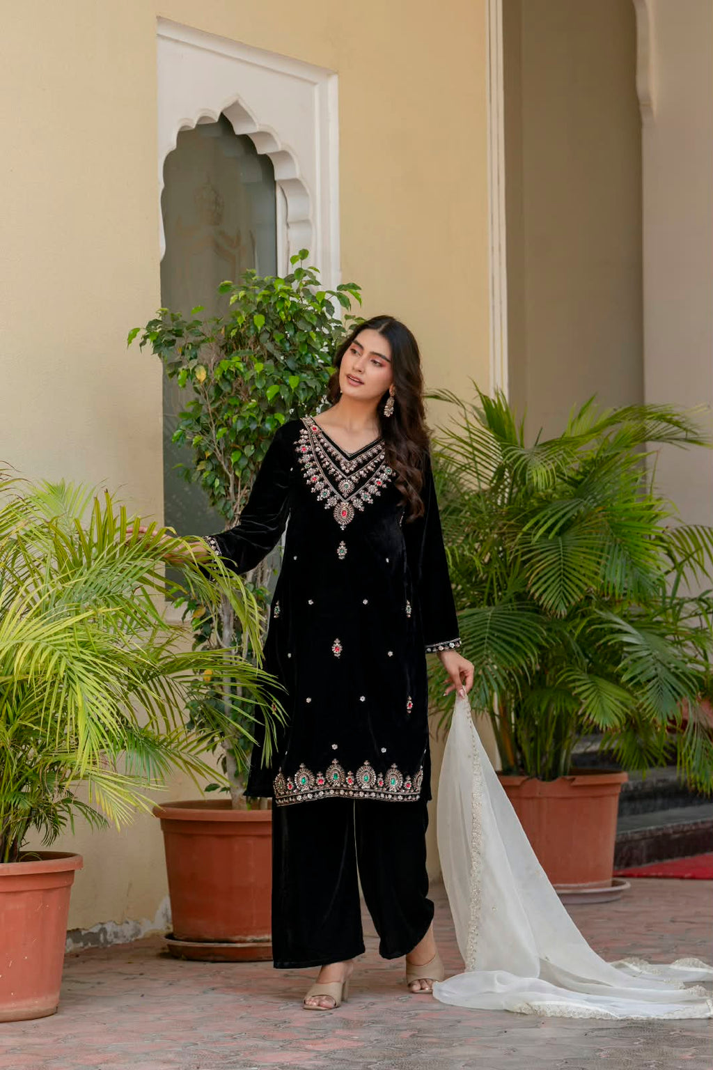 Women’s Velvet Hand-Beaded Kurti Palazzo Set with Organza Dupatta