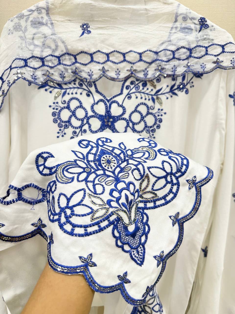 Women’s Mull Chanderi Embroidered White Farshi Salwar Suit with Dupatta