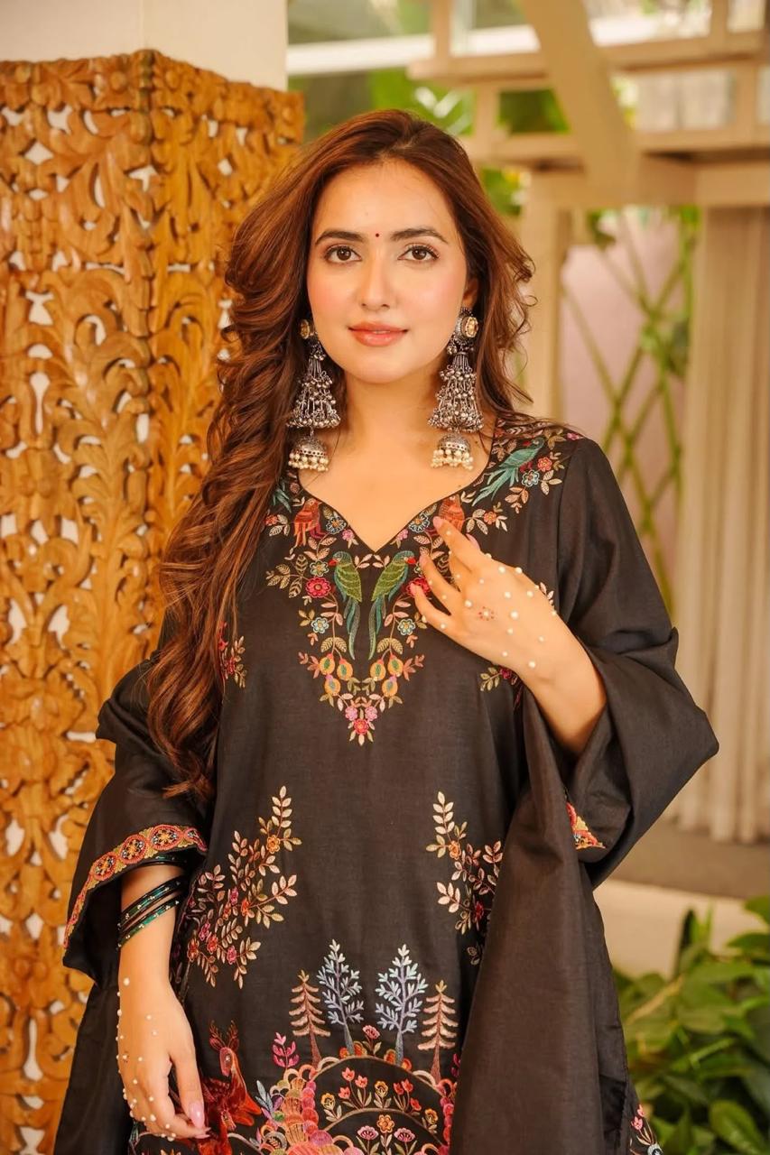 Women’s Rayon Embroidered Farshi Palazzo Suit with Dupatta