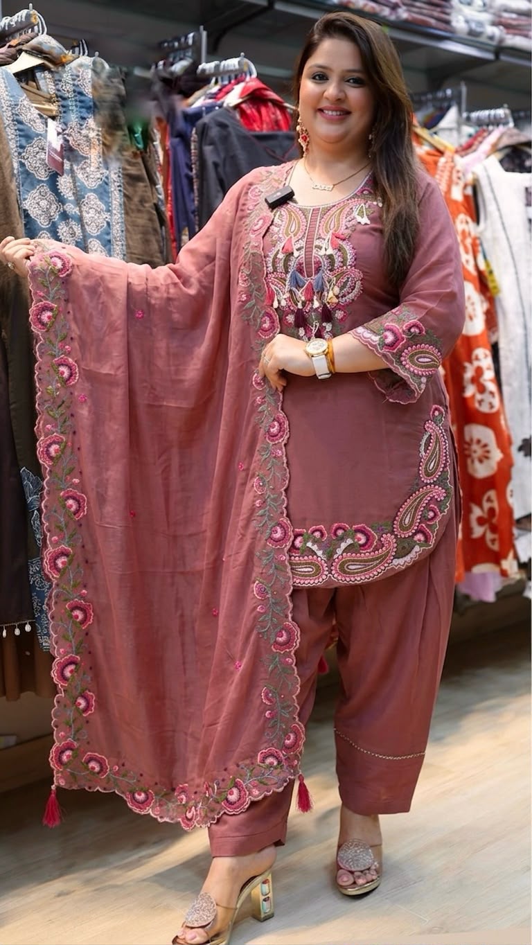 Women’s Heavy Georgette Embroidered Farshi Suit Set