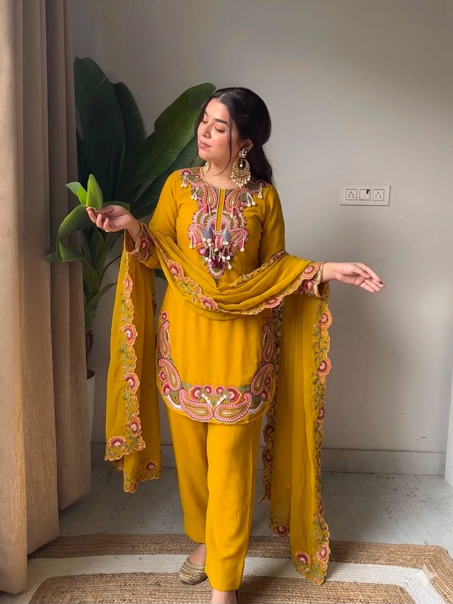 Women’s Heavy Georgette Embroidered Farshi Suit Set