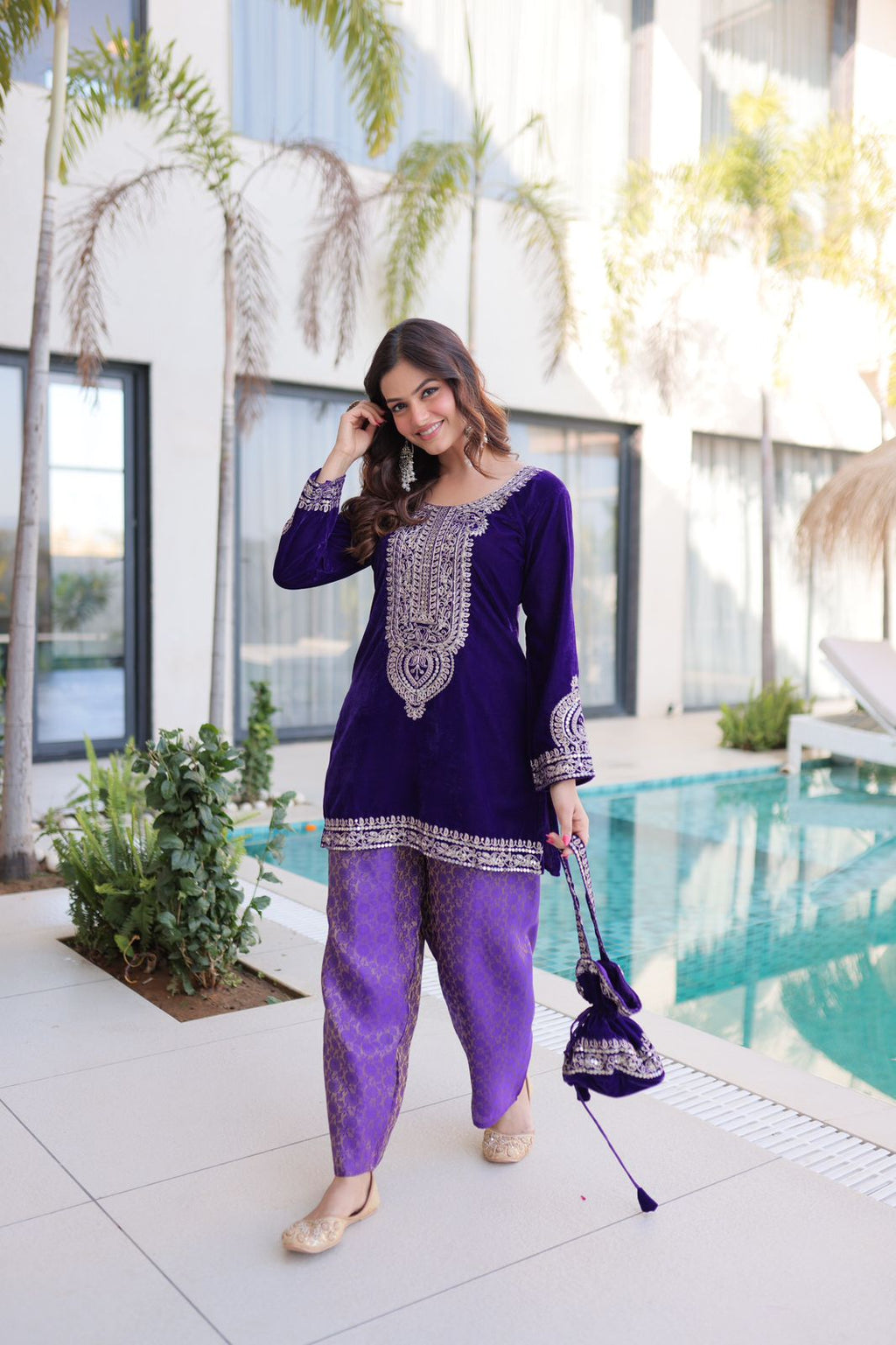 READYMADE TOP-PANT WITH BATWA