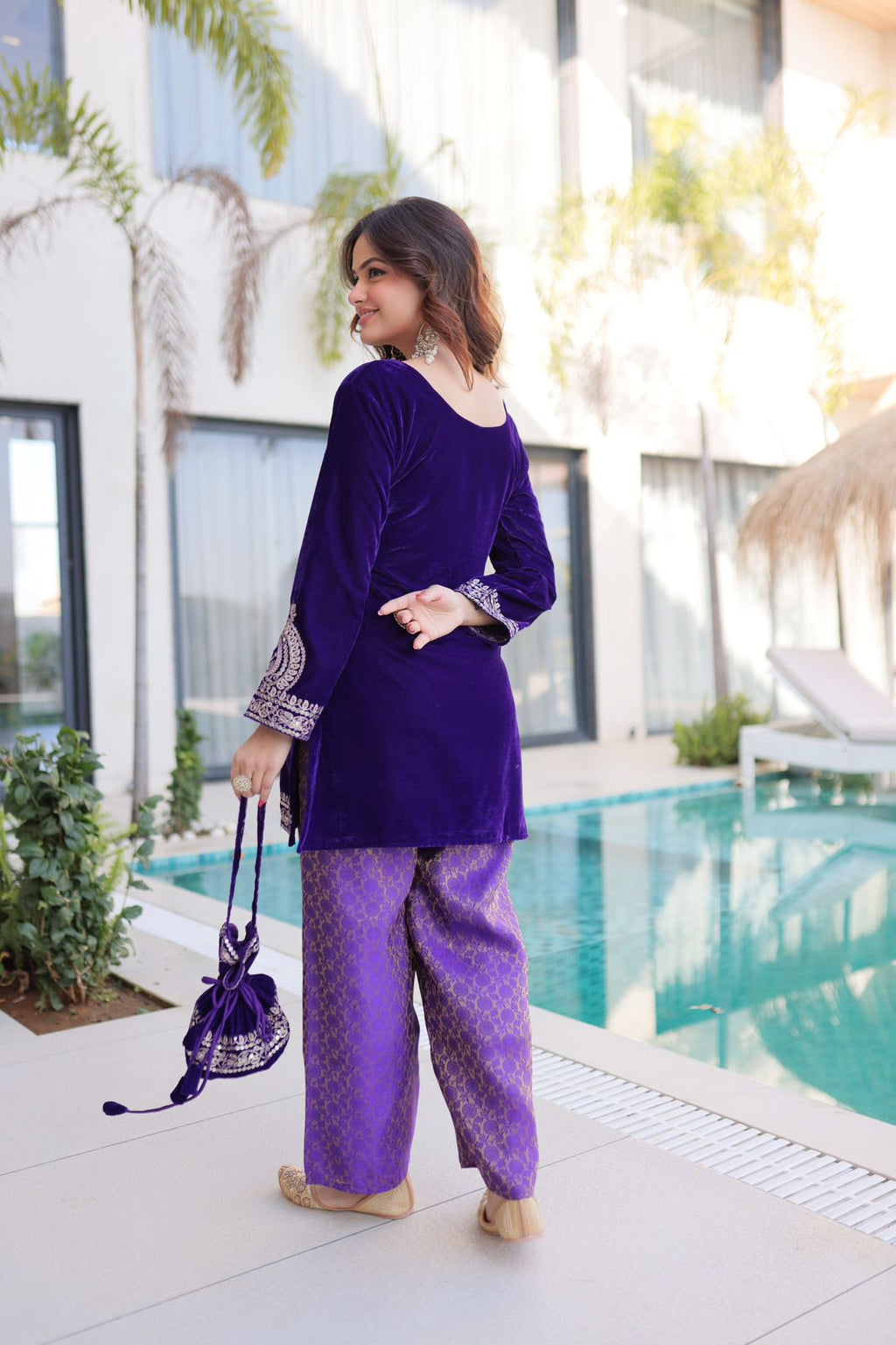READYMADE TOP-PANT WITH BATWA