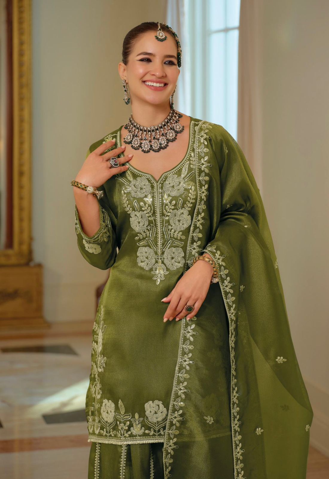 Svarne Elegance Embroidered 3-Piece Suit Set