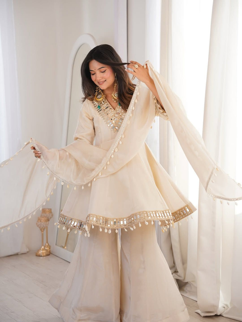 Viral Palazzo Set with Kodi Lace Dupatta