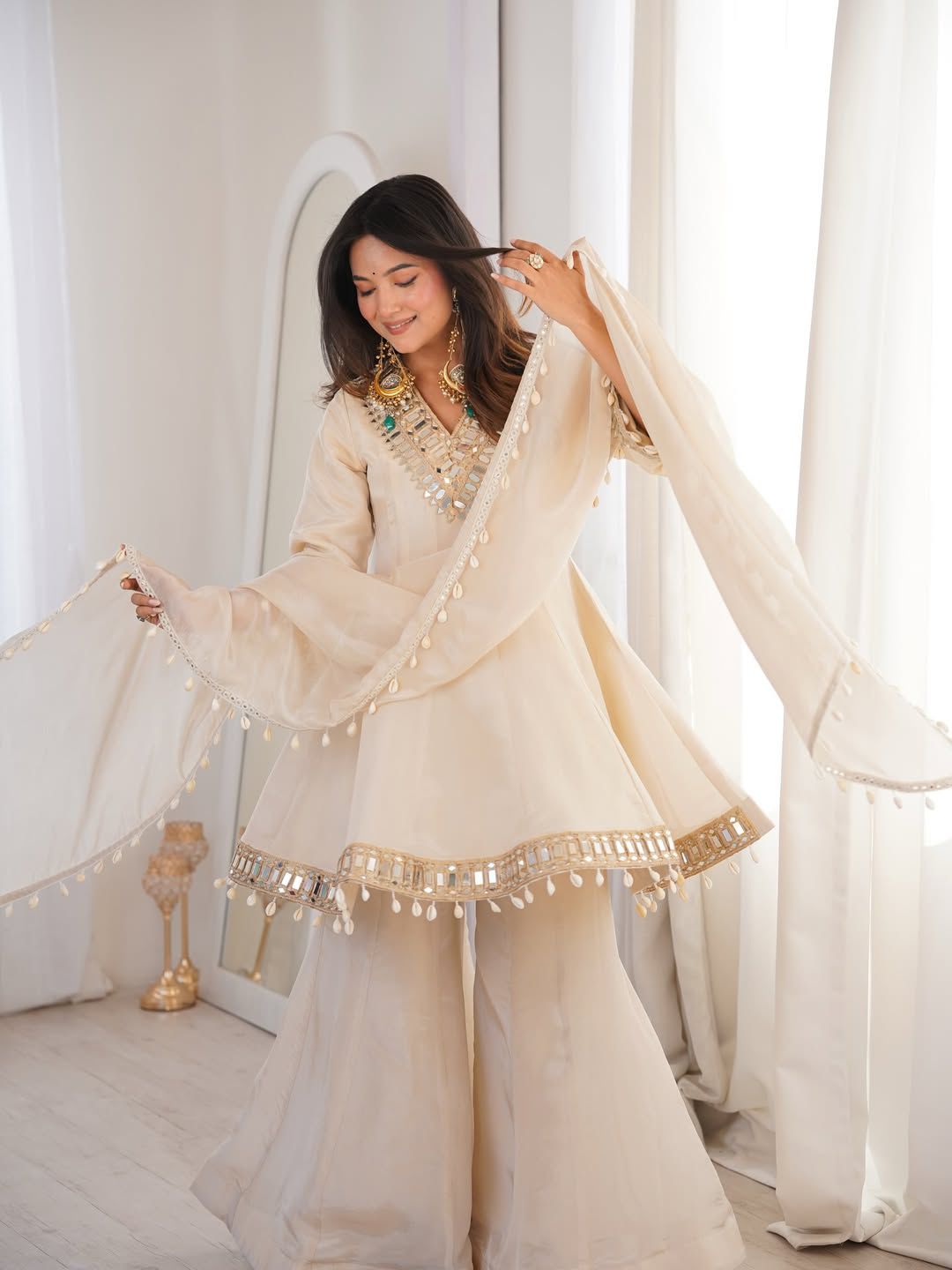 Viral Palazzo Set with Kodi Lace Dupatta