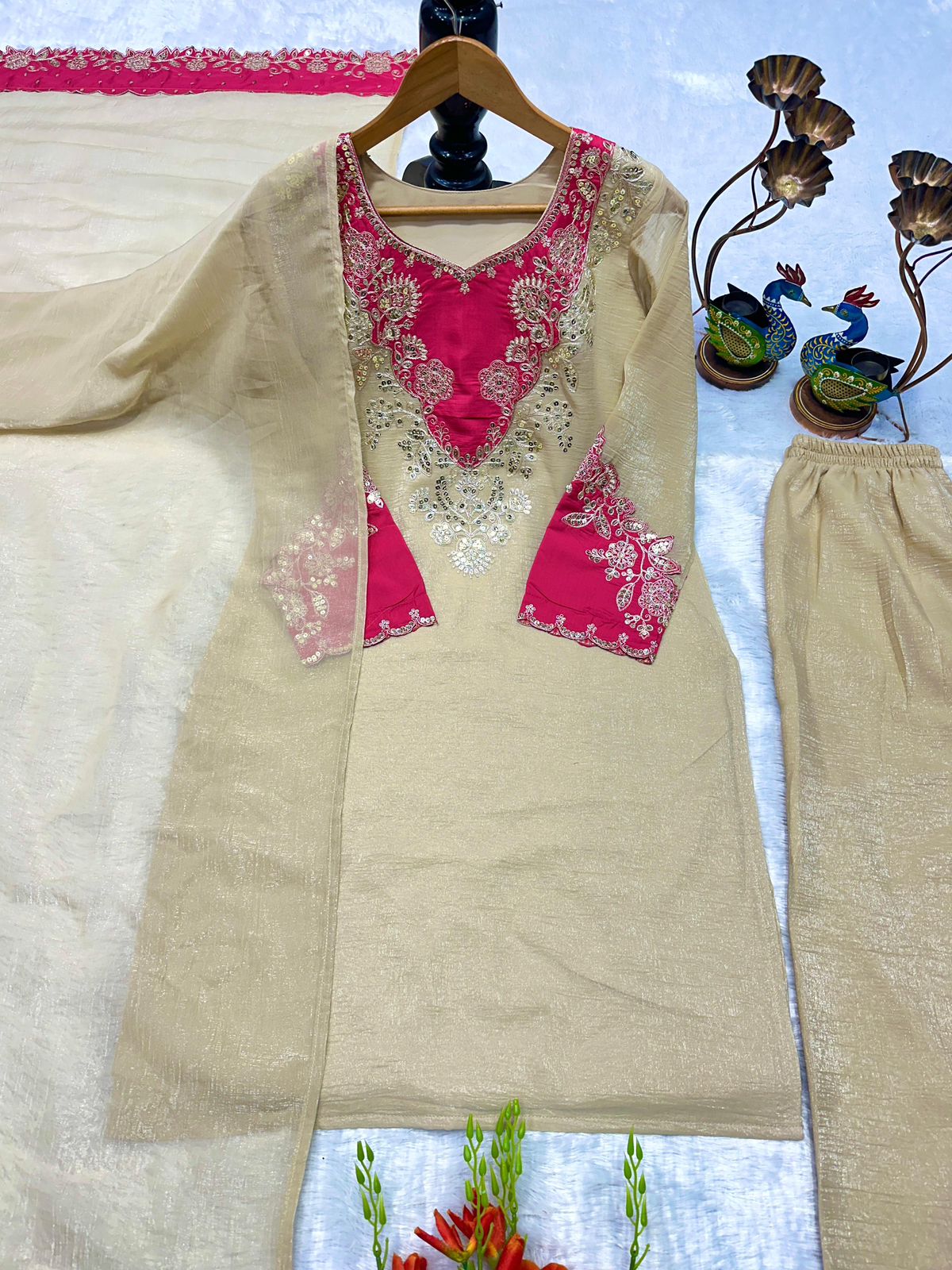 Elegant Ready to Wear Kurti Set