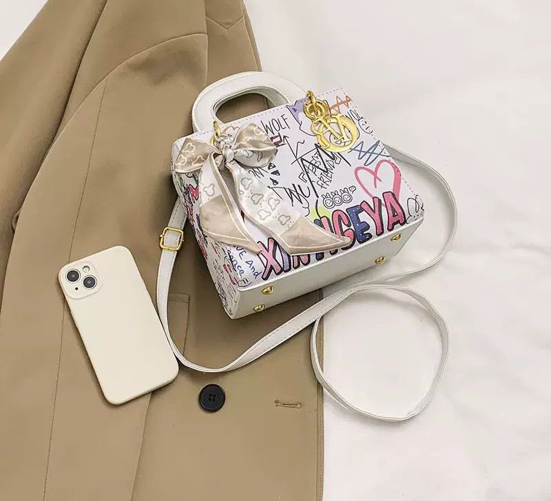 Trendy Graffiti Print Mini Handbag for Women