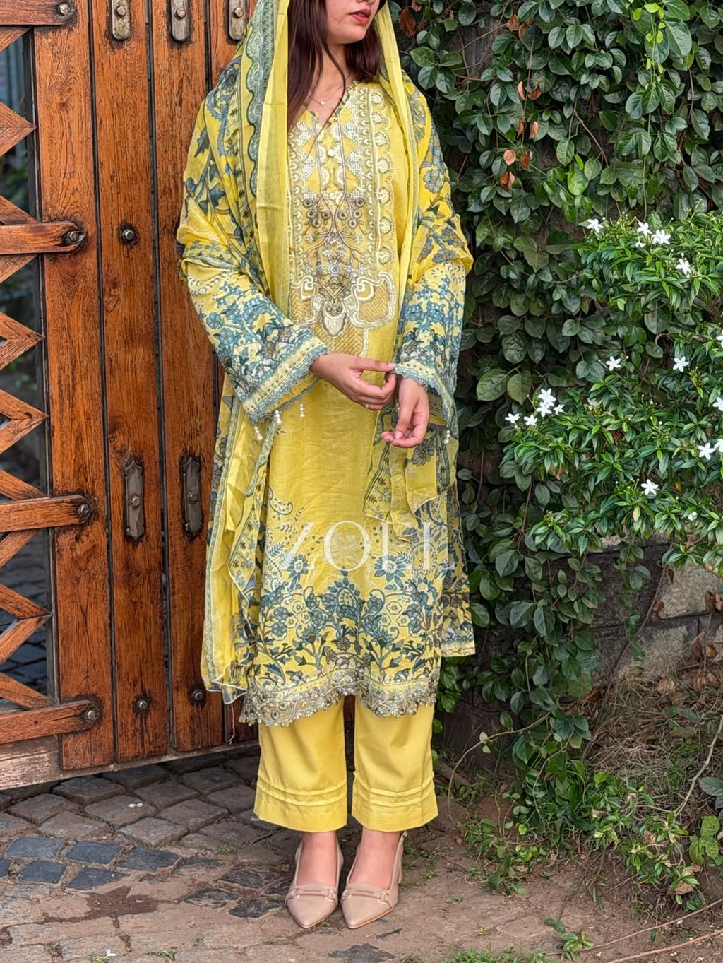 Classic  Intricate Embroidery Kurti Set