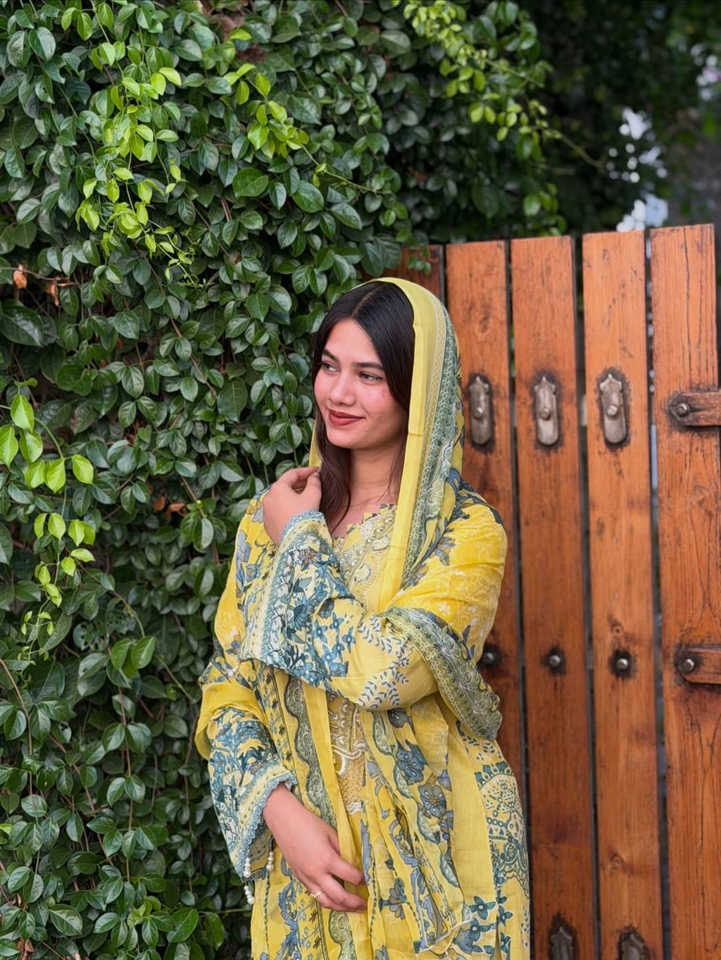 Classic  Intricate Embroidery Kurti Set