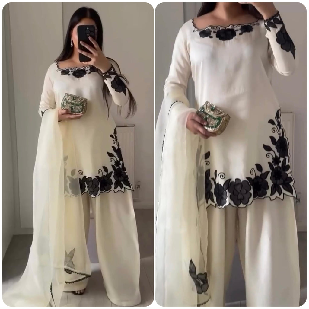Elegant Ivory Floral Embroidered Kurti Set