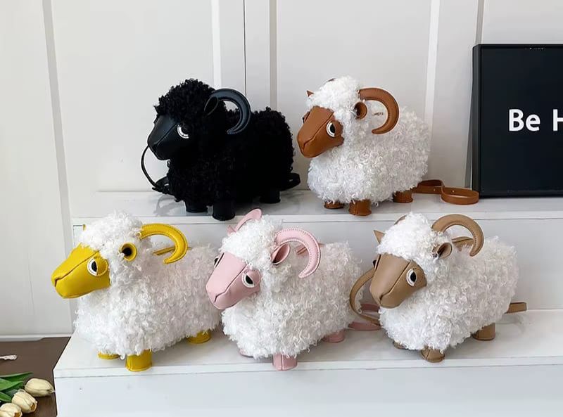 Cute Lamb Plush Crossbody Bag