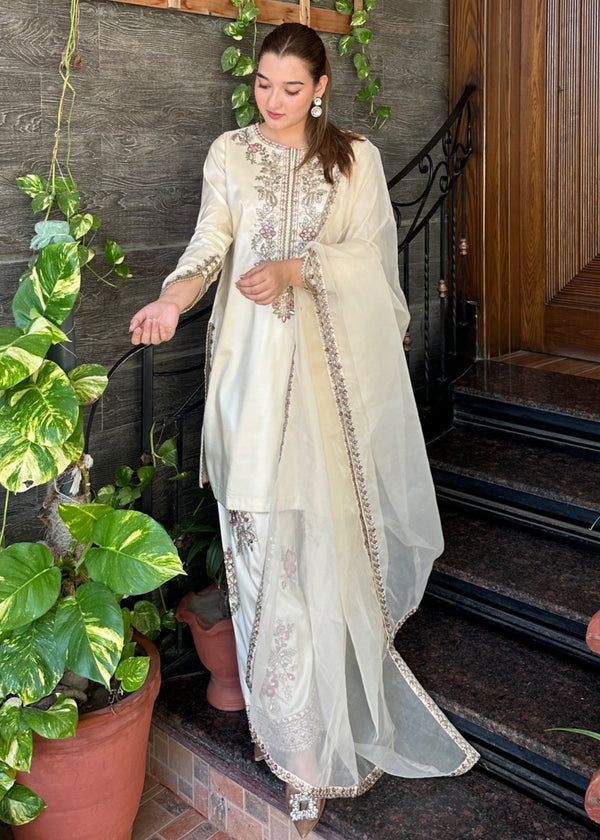 Ivory Embroidered White Kurta Set