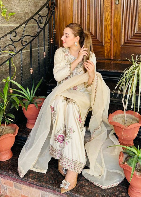 Ivory Embroidered White Kurta Set