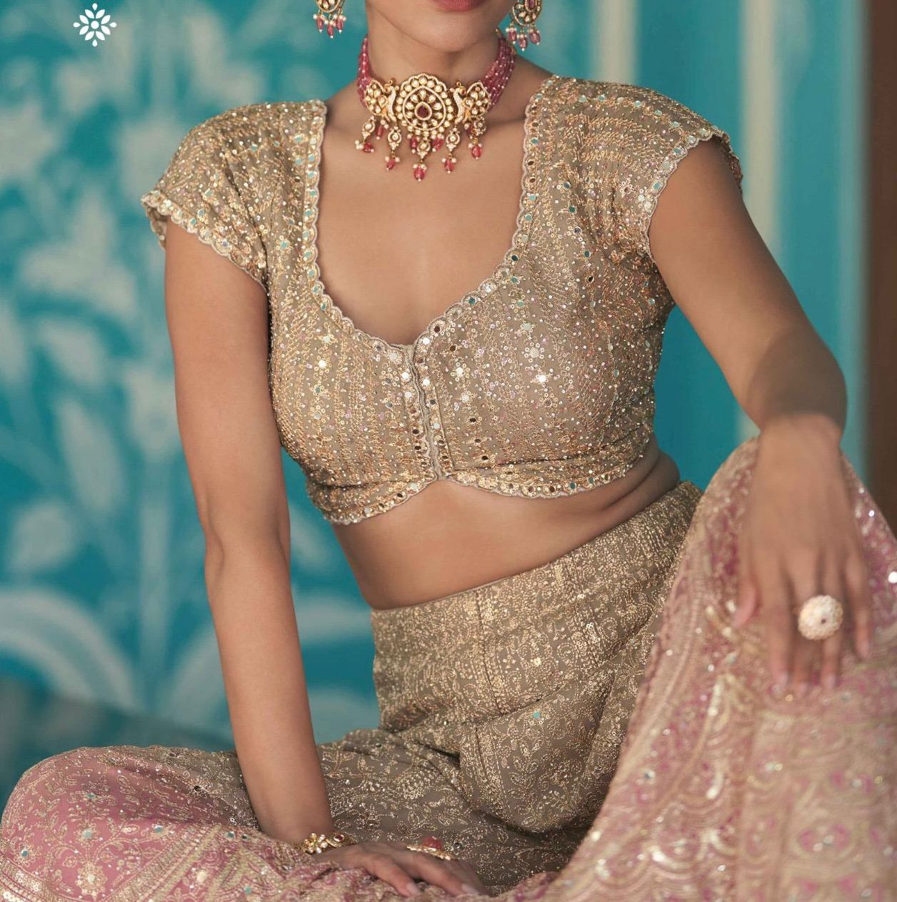 Svarne Presented 3 piece Luxe Set