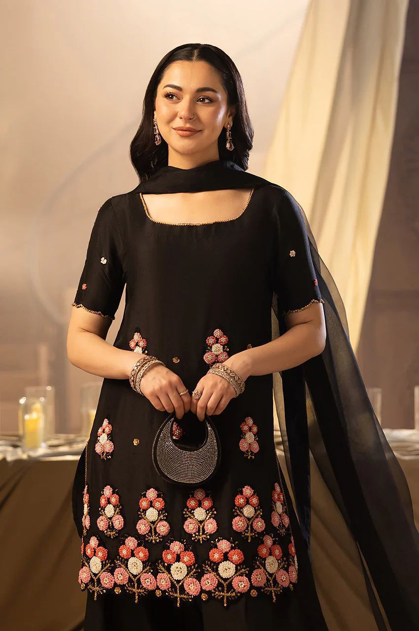 Black Beauty Floral Kurta Set