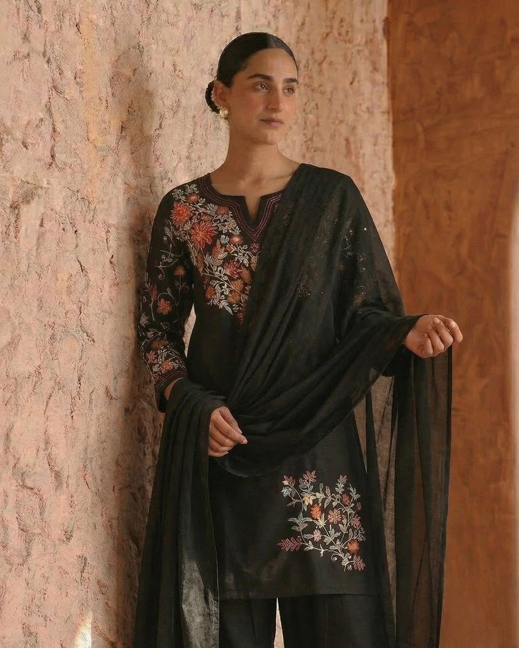 Evening Elegance Embroidered Black Suit Set