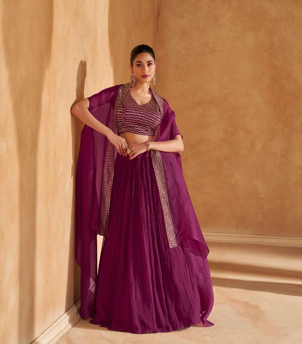Festive Wear Lehenga Set with Intricate Threadwork