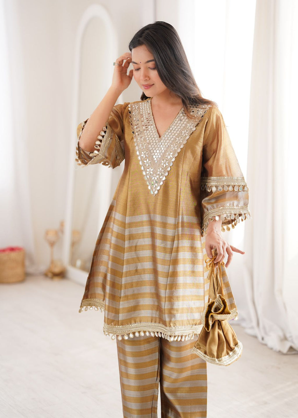 Designer Two-Tone Tissue Co-Ord Set with Batwa Bag