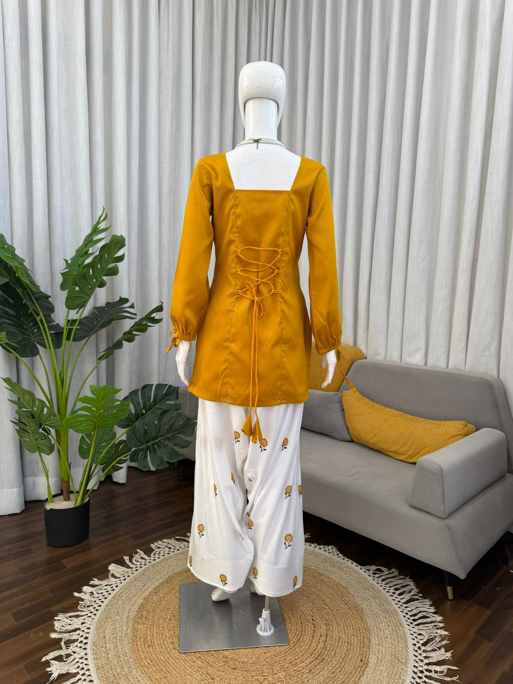 Minimal & Classy Rayon Outfit Set