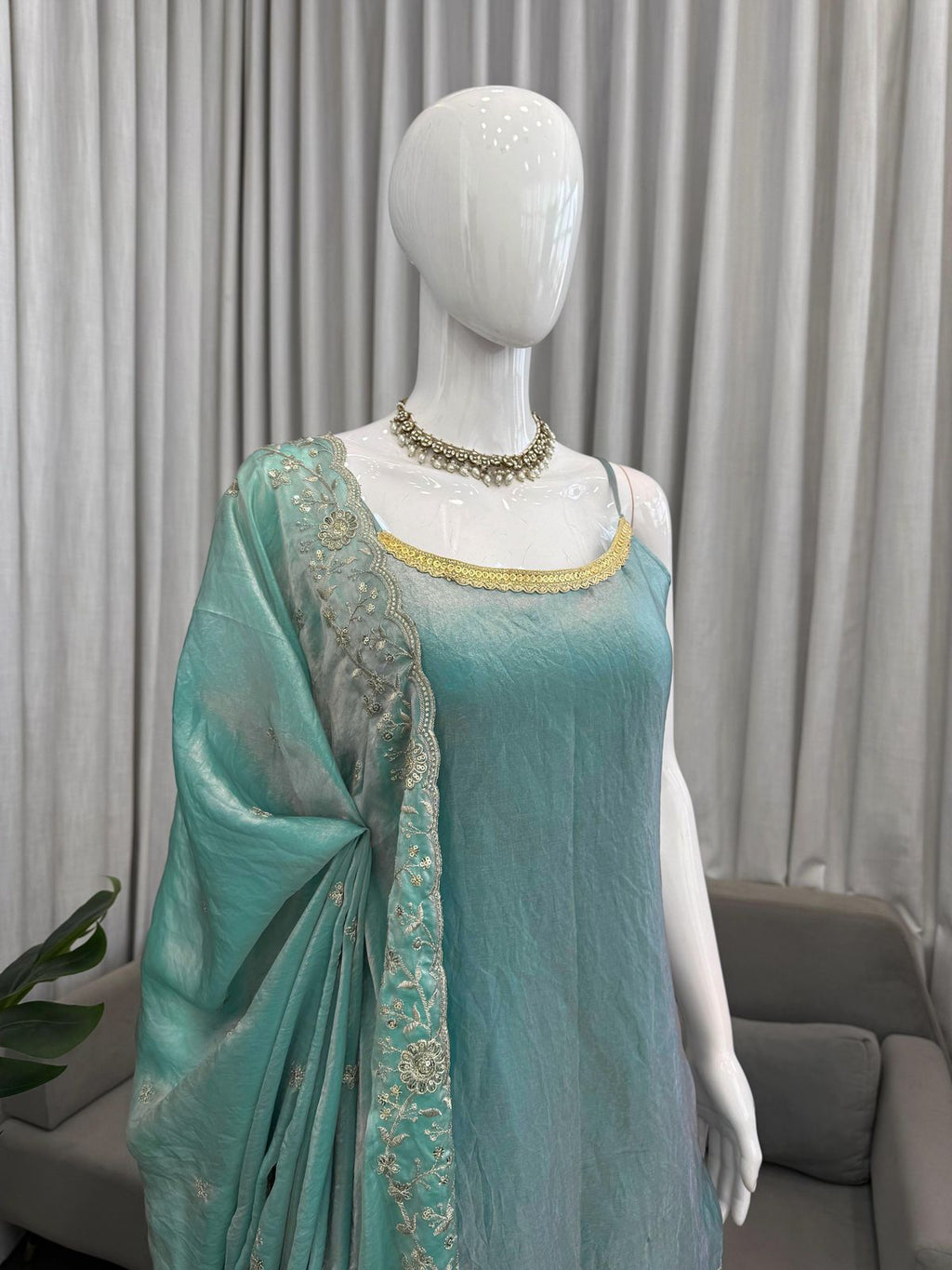 Exclusive 3-piece set – crafted for comfort, stitched with grace
