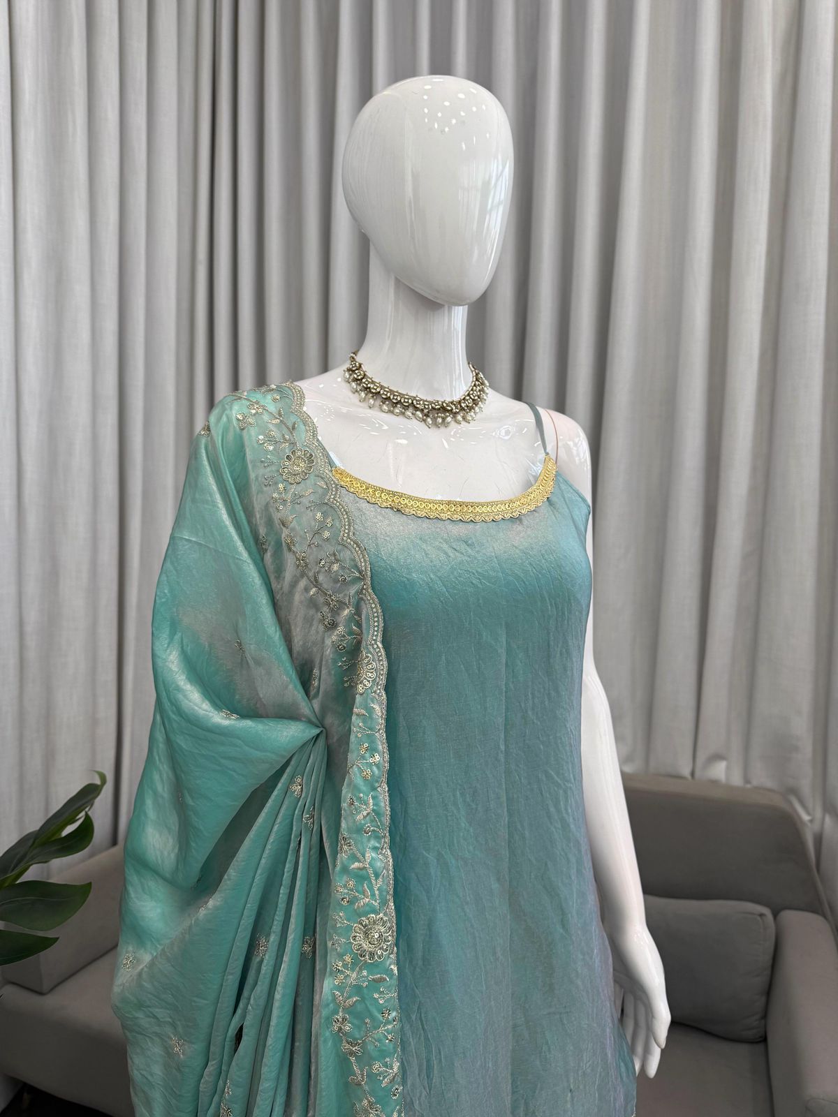 Exclusive 3-piece set – crafted for comfort, stitched with grace