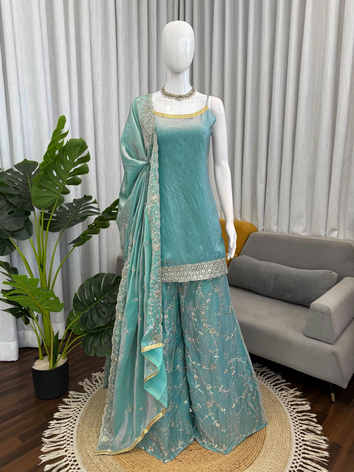 Exclusive 3-piece set – crafted for comfort, stitched with grace