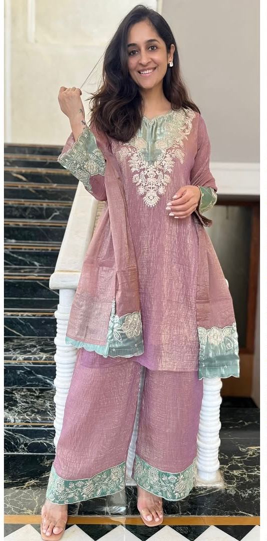 Elegant Ready to Wear Kurti Set