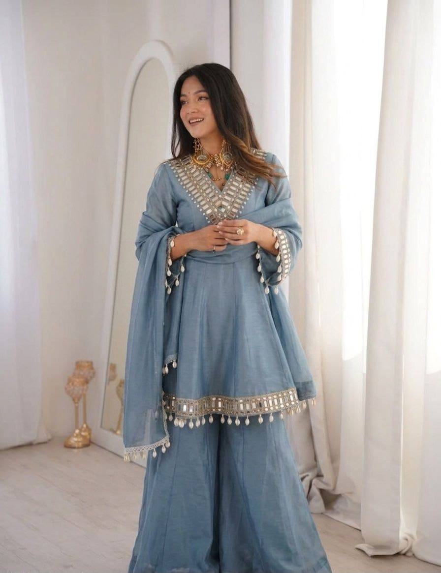 Women's Noor Zari & Mirror Anarkali Set