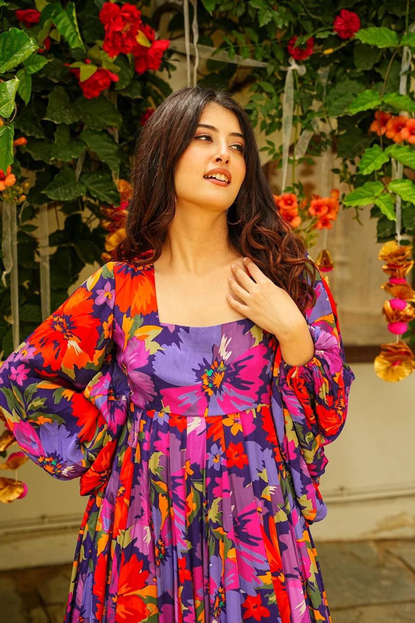 Women’s Heavy Georgette Digital Printed Designer Gown